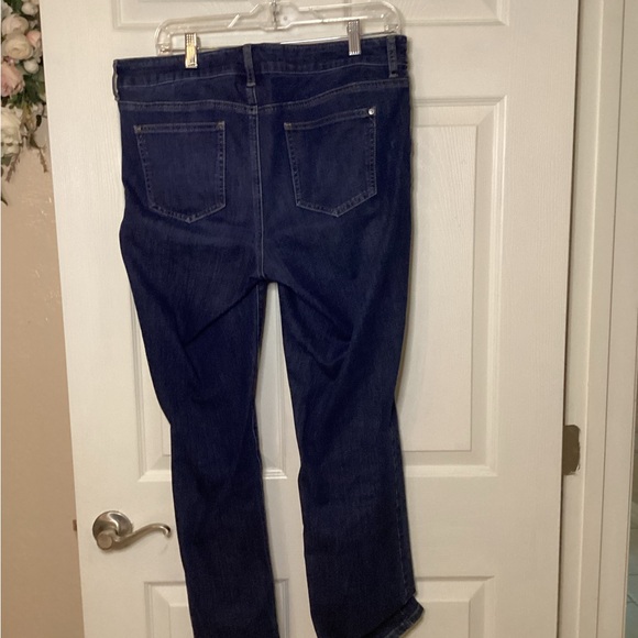 Chico’s Straight Leg Jeans size 1.5 - Picture 2 of 3